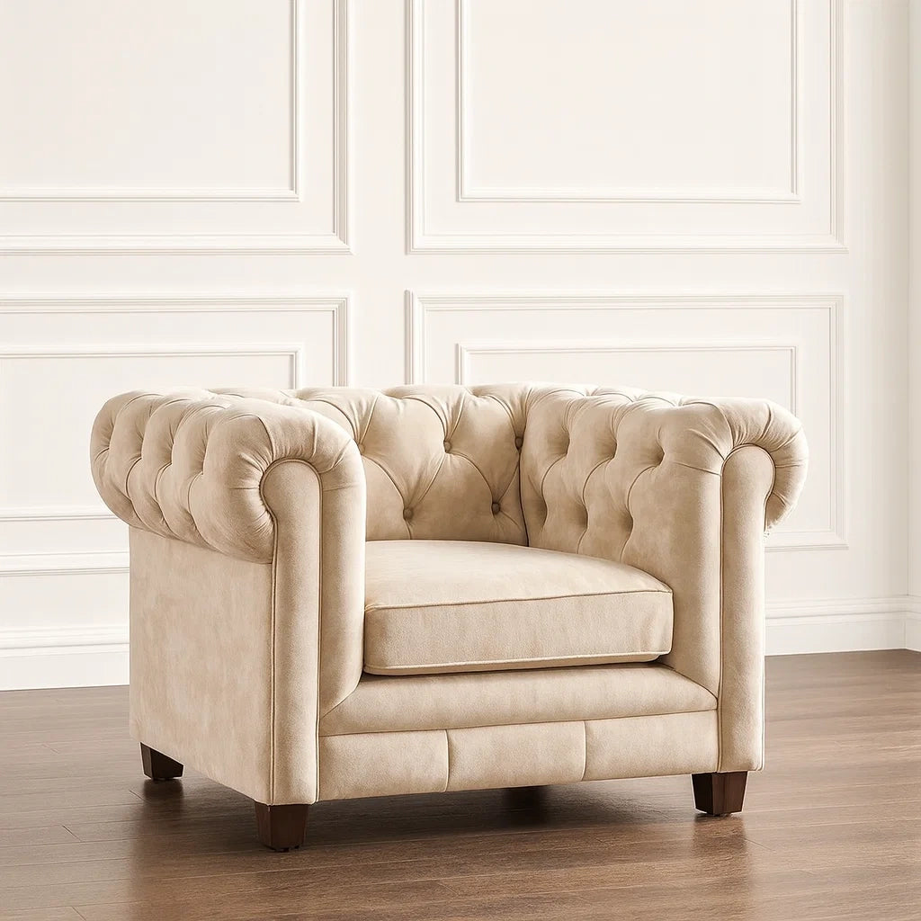 Poltrona in Microfibra Beige con Schienale Trapuntato